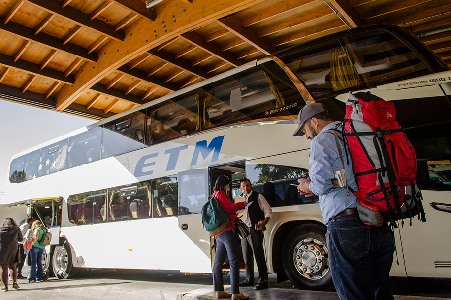 482 mil pessoas devem viajar de ônibus no feriado de Natal 482 mil pessoas devem viajar de ônibus no feriado de Natal